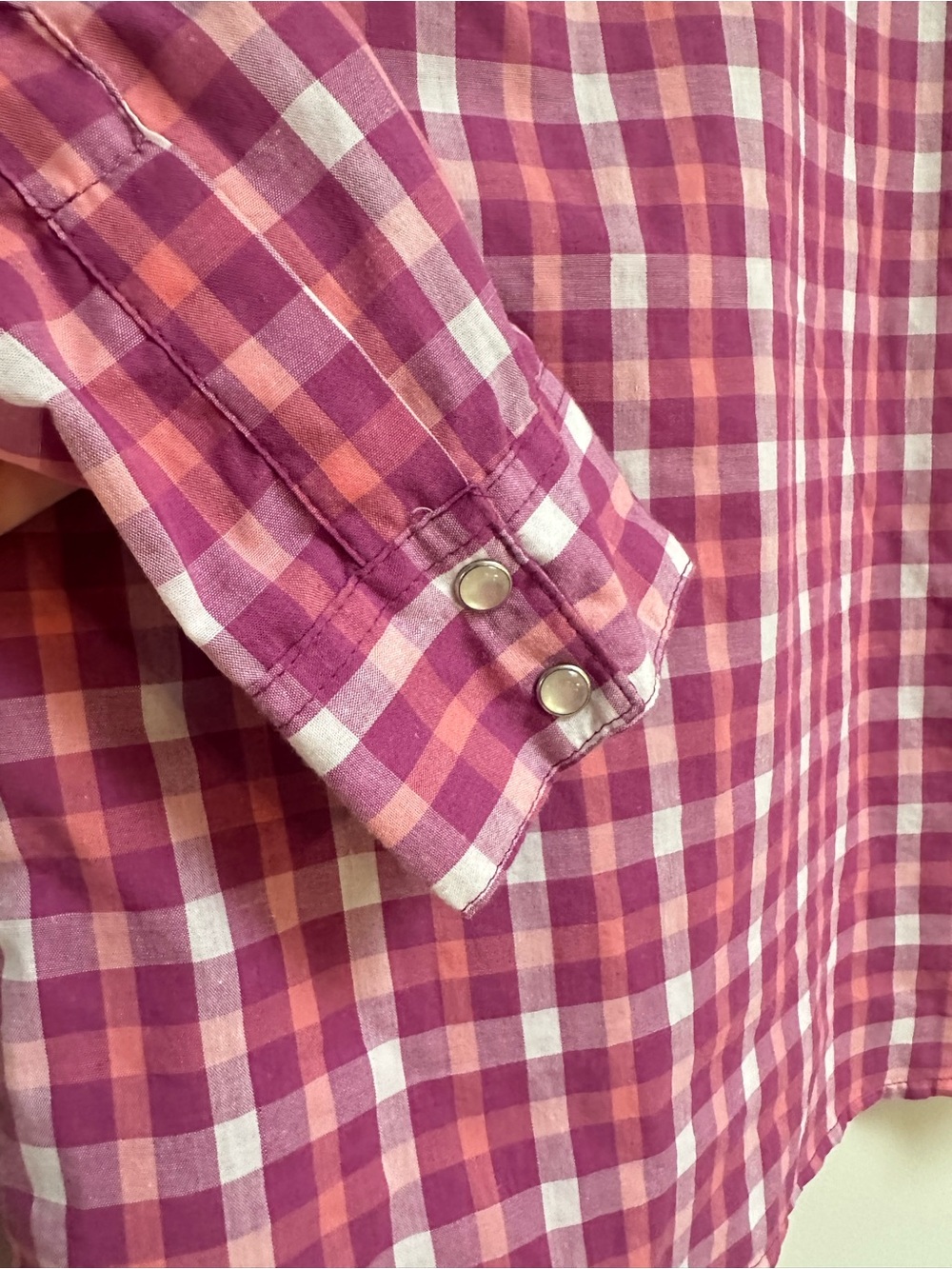 Wrancher by Wrangler Pearl Snap Shirt Women’s Medium Pink Purple Plaid - Picture 11 of 11